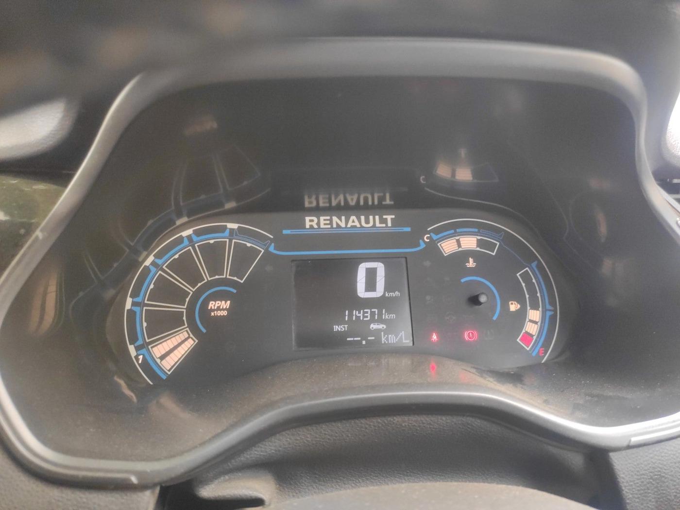 2021 Renault TRIBER RXT, Petrol, Manual, 1,14,371 km, interior