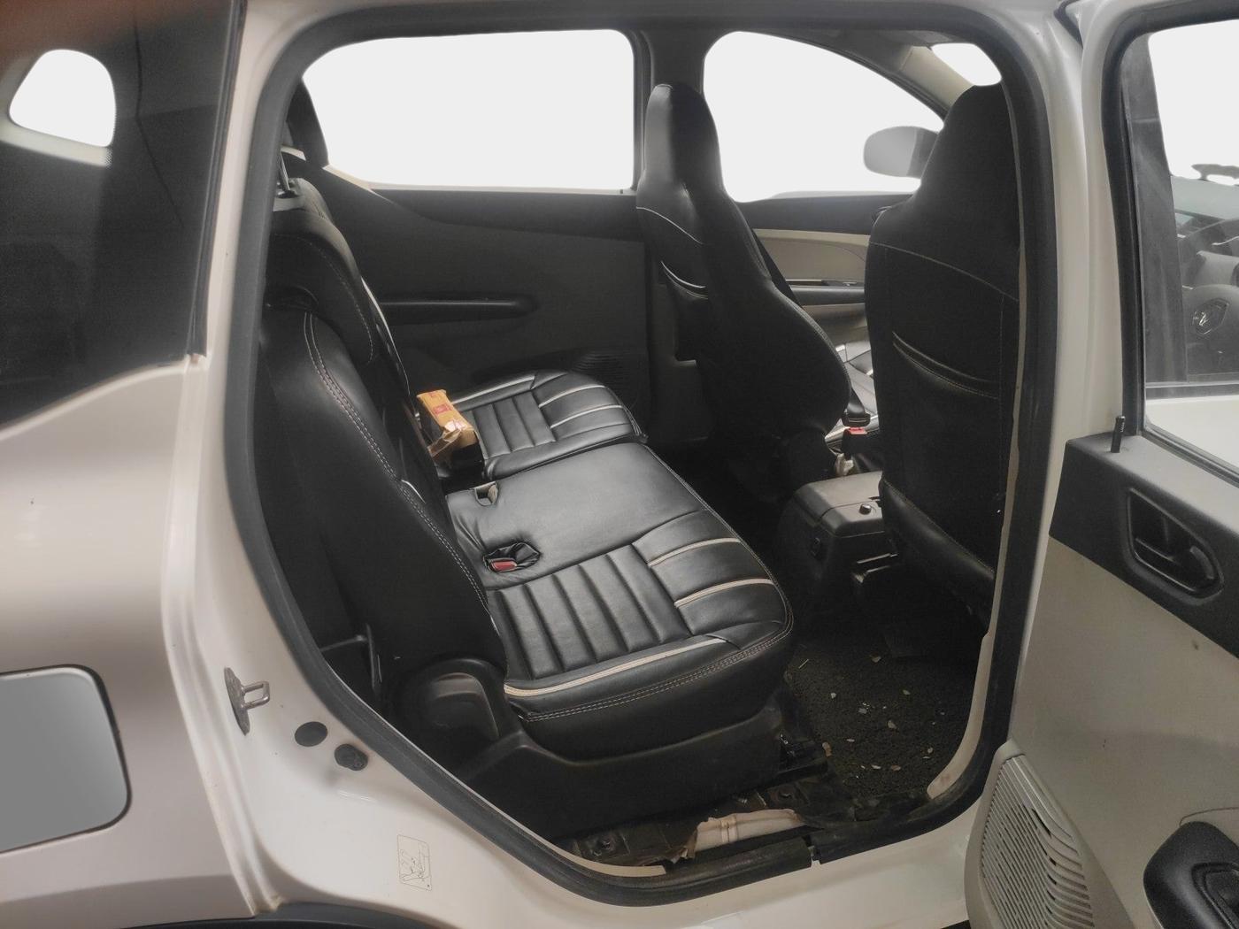 2021 Renault TRIBER RXT, Petrol, Manual, 1,14,371 km, interior