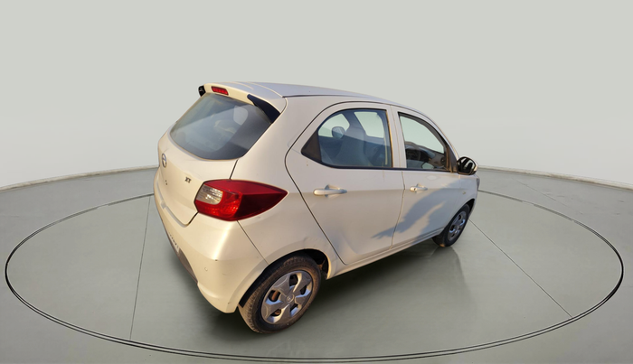 2018 Tata Tiago XT PETROL, Petrol, Manual, 50,128 km, exterior