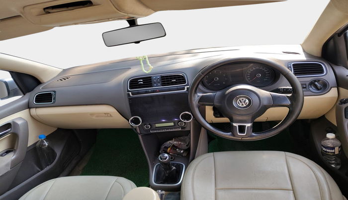 2011 Volkswagen Vento HIGHLINE 1.6 MPI, Petrol, Manual, 12,345 km, interior