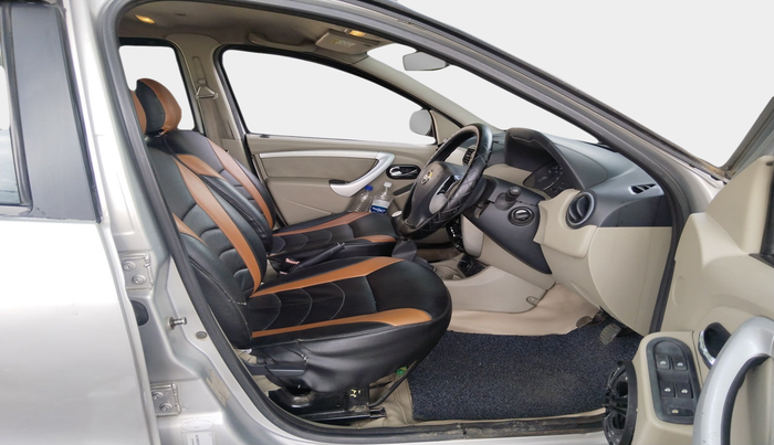 2013 Nissan Terrano XL (D), Diesel, Manual, 1,23,872 km, interior