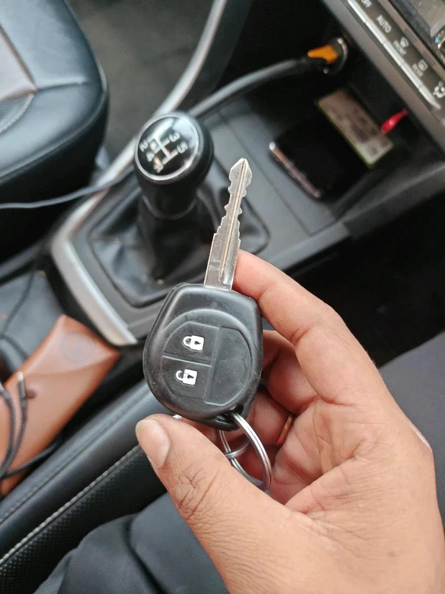 2023 Maruti BREZZA VXI SMART HYBRID, Petrol, Manual, 59,282 km, interior