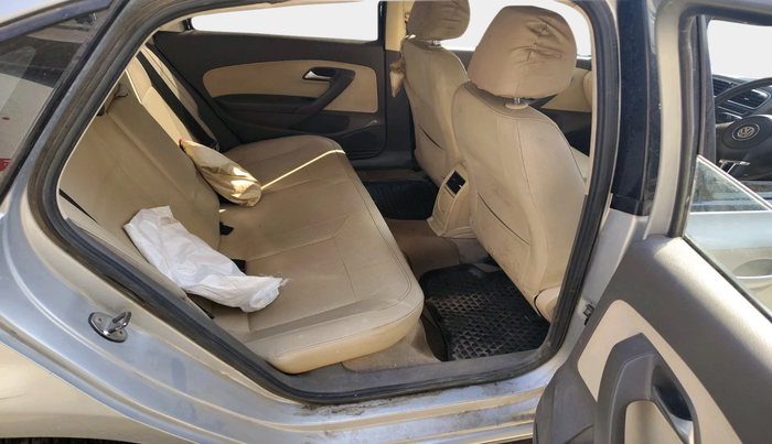 2012 Volkswagen Vento HIGHLINE DIESEL 1.6, Diesel, Manual, 1,45,702 km, interior