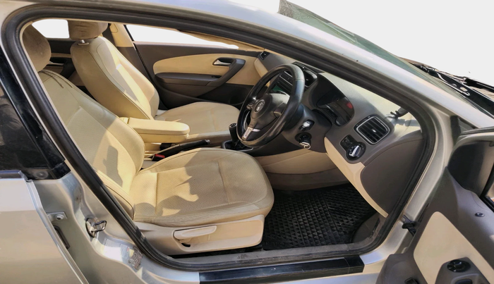 2012 Volkswagen Vento HIGHLINE DIESEL 1.6, Diesel, Manual, 1,45,702 km, interior
