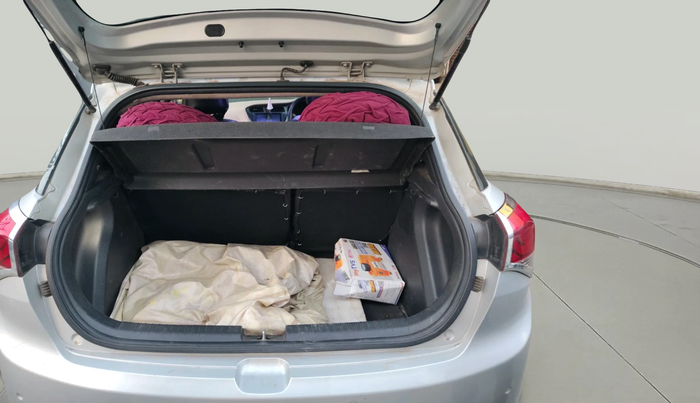 2017 Hyundai Elite i20 ASTA 1.4 CRDI (O), Diesel, Manual, 1,38,561 km, exterior