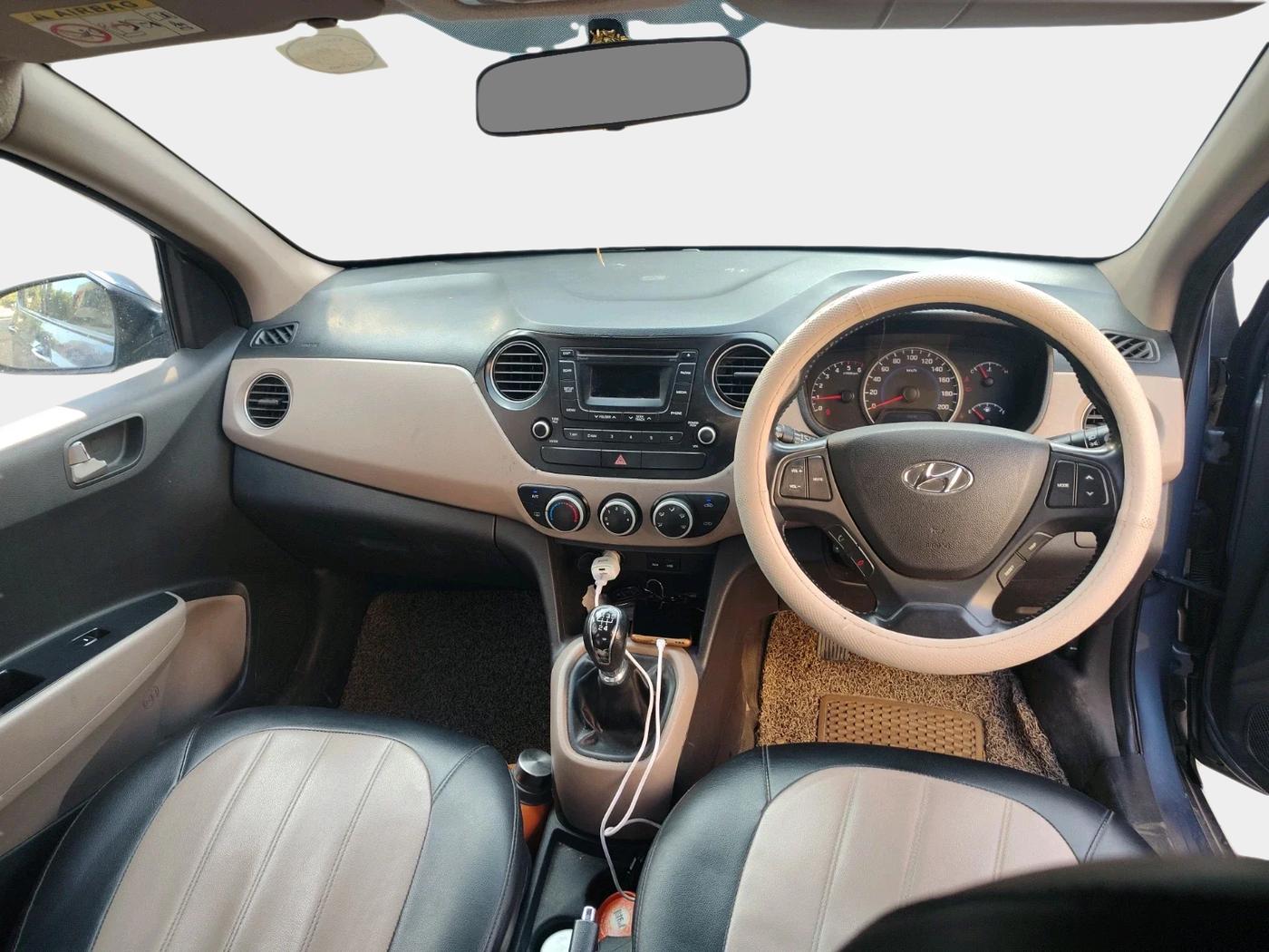 2014 Hyundai Grand i10 ASTA 1.1 CRDI, Diesel, Manual, 1,32,804 km, interior