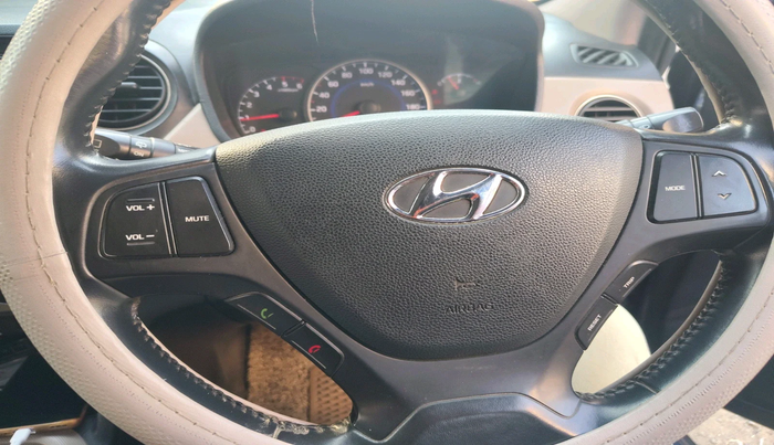 2014 Hyundai Grand i10 ASTA 1.1 CRDI, Diesel, Manual, 1,32,804 km, interior