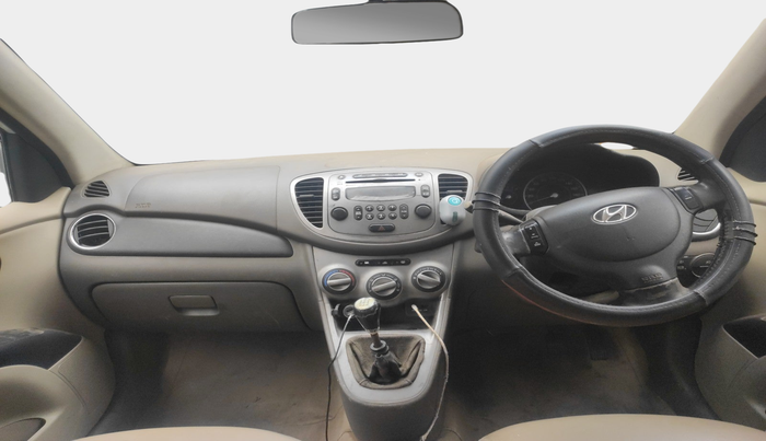 2013 Hyundai i10 ASTA 1.2, Petrol, Manual, 42,000 km, interior