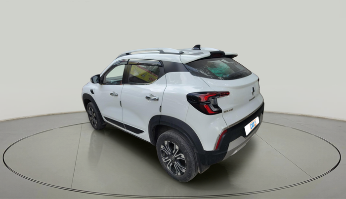 2024 Renault Kiger RXT (O) MT, Petrol, Manual, 22,286 km, exterior