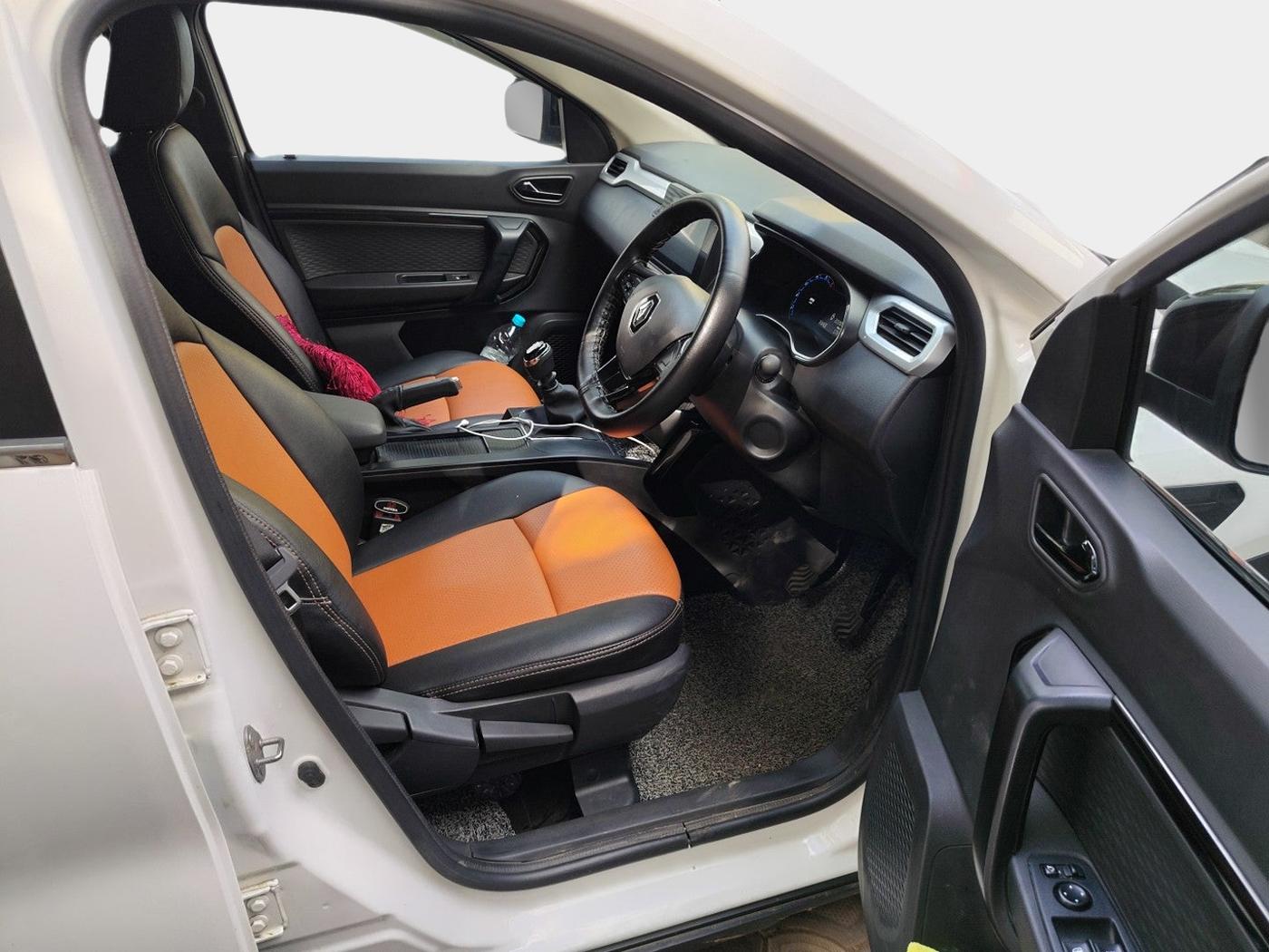 2024 Renault Kiger RXT (O) MT, Petrol, Manual, 22,286 km, interior