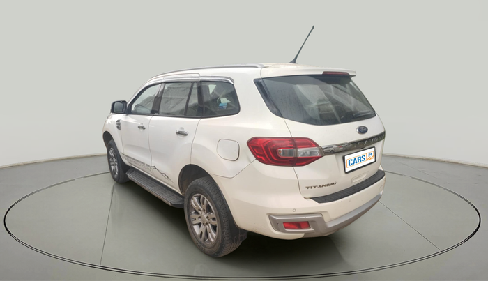 2016 Ford Endeavour TITANIUM 3.2 4X4 AT, Diesel, Automatic, 1,97,441 km, exterior