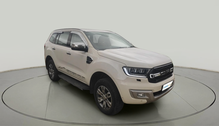 2016 Ford Endeavour TITANIUM 3.2 4X4 AT, Diesel, Automatic, 1,97,441 km, exterior