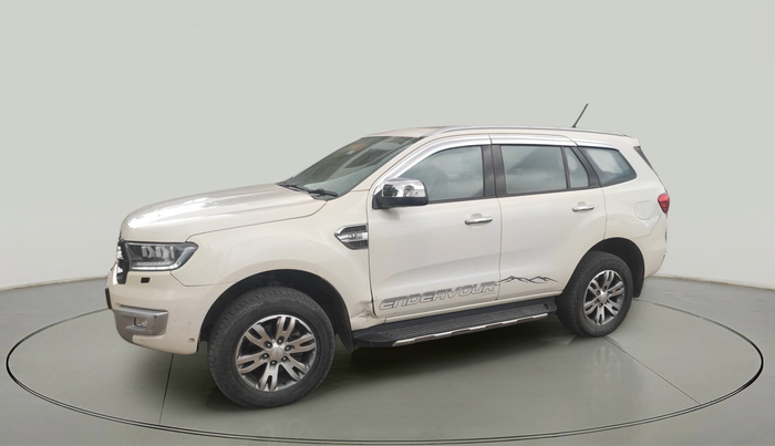 2016 Ford Endeavour TITANIUM 3.2 4X4 AT, Diesel, Automatic, 1,97,441 km, exterior