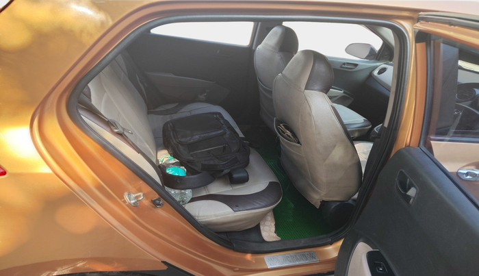 2015 Hyundai Grand i10 MAGNA 1.1 CRDI, Diesel, Manual, 71,079 km, interior