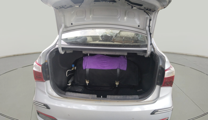2019 Hyundai Xcent SX 1.2, Petrol, Manual, 1,27,712 km, exterior
