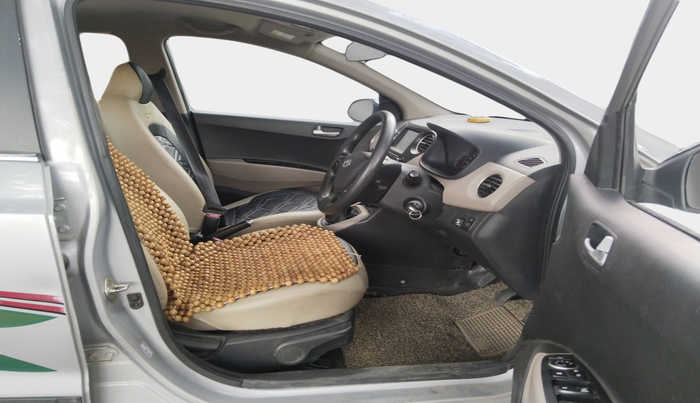 2019 Hyundai Xcent SX 1.2, Petrol, Manual, 1,27,712 km, interior