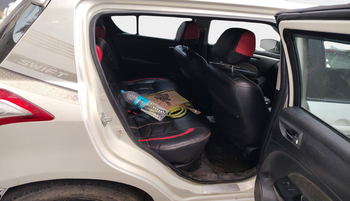 2015 Maruti Swift VDI, Diesel, Manual, 2,71,939 km, interior