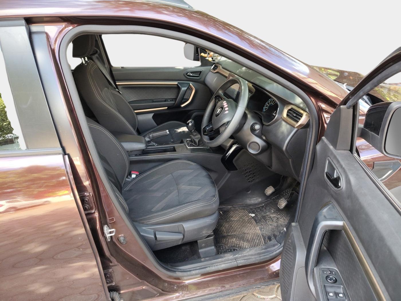 2021 Renault Kiger RXT MT, Petrol, Manual, 13,471 km, interior