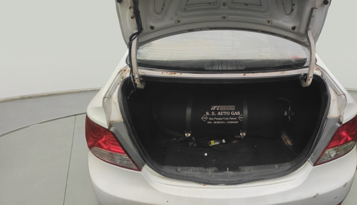 2011 Hyundai Verna FLUIDIC 1.6 VTVT EX, Petrol, Manual, 1,06,289 km, exterior