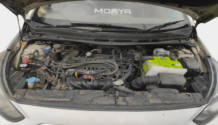 2011 Hyundai Verna FLUIDIC 1.6 VTVT EX, Petrol, Manual, 1,06,289 km, exterior