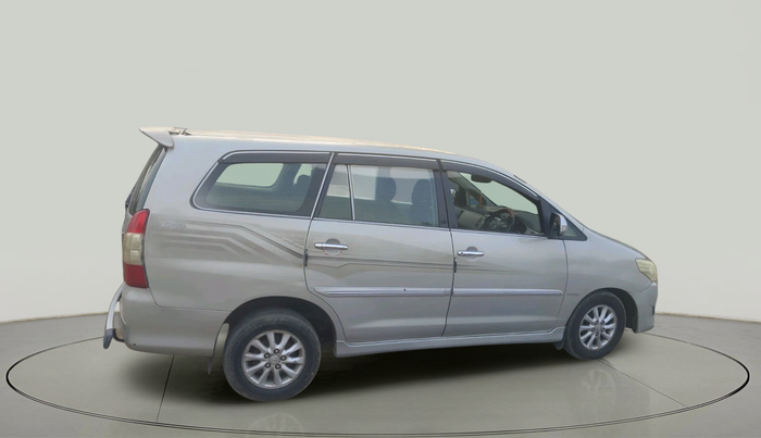 2012 Toyota Innova VX 2.5 8 STR, Diesel, Manual, 3,79,571 km, exterior