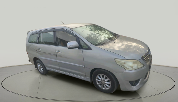 2012 Toyota Innova VX 2.5 8 STR, Diesel, Manual, 3,79,571 km, exterior