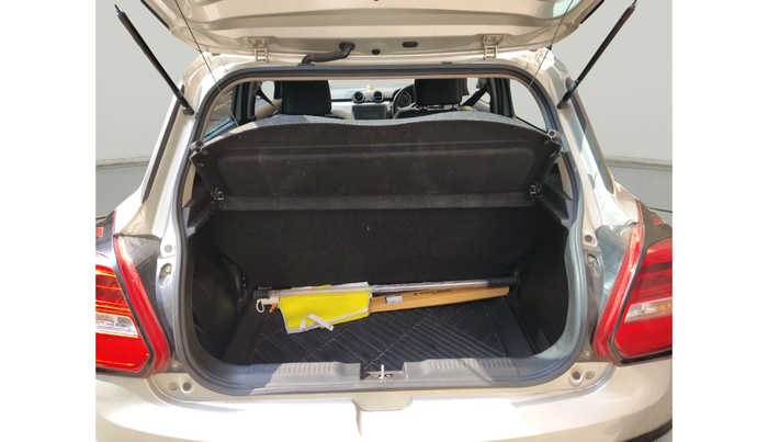 2021 Maruti Swift VXI, Petrol, Manual, 39,373 km, exterior