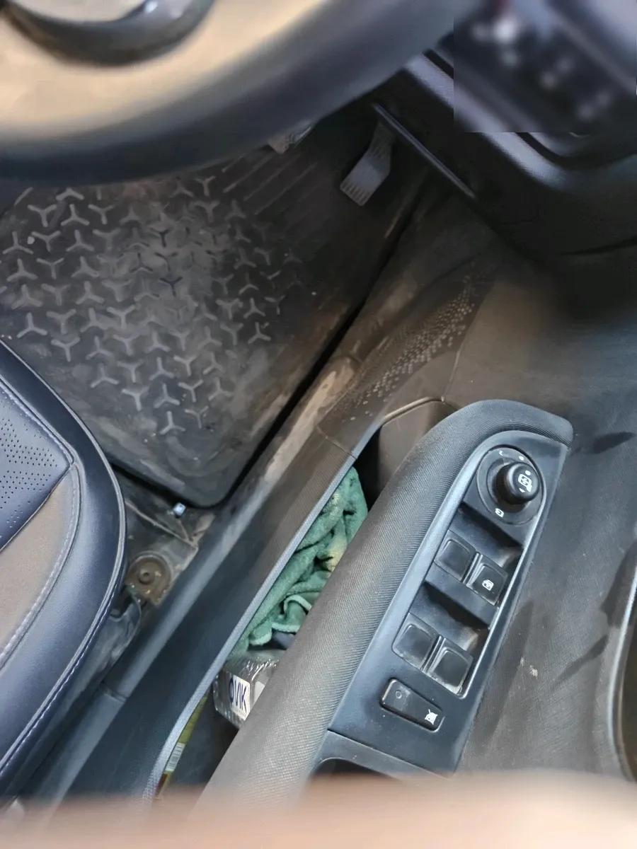 2024 Tata ALTROZ XZ Plus (S) Dark Edition, CNG, Manual, 38,203 km, interior