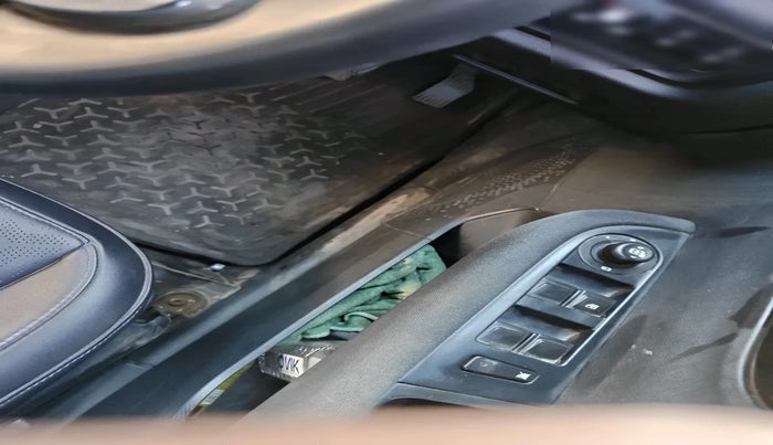 2024 Tata ALTROZ XZ Plus (S) Dark Edition, Petrol, Manual, 38,203 km, interior