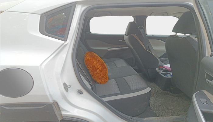 2021 Nissan MAGNITE XL, Petrol, Manual, 22,793 km, interior