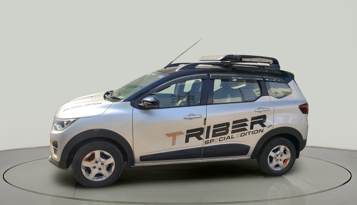 2022 Renault TRIBER RXT, Petrol, Manual, 56,825 km, exterior