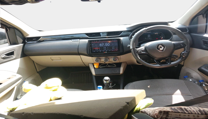 2022 Renault TRIBER RXT, Petrol, Manual, 56,825 km, interior