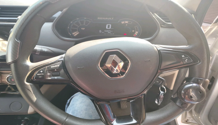 2022 Renault TRIBER RXT, Petrol, Manual, 56,825 km, interior