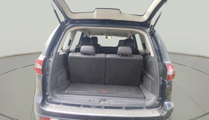 2019 Tata Hexa XTA 4X2 7 STR, Diesel, Automatic, 1,09,825 km, exterior