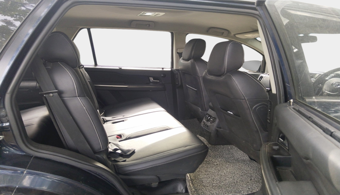 2019 Tata Hexa XTA 4X2 7 STR, Diesel, Automatic, 1,09,825 km, interior