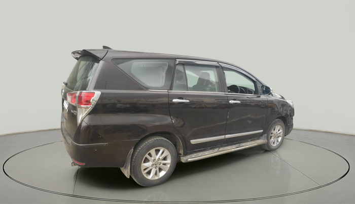 2017 Toyota Innova Crysta 2.4 ZX 7 STR, Diesel, Manual, 1,74,587 km, exterior