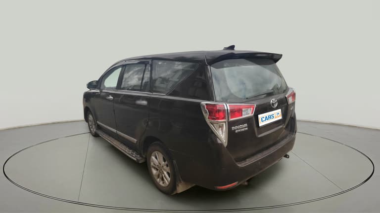 Used 2017 Toyota Innova Crysta 2.4 ZX 7 STR Manual | Cars24