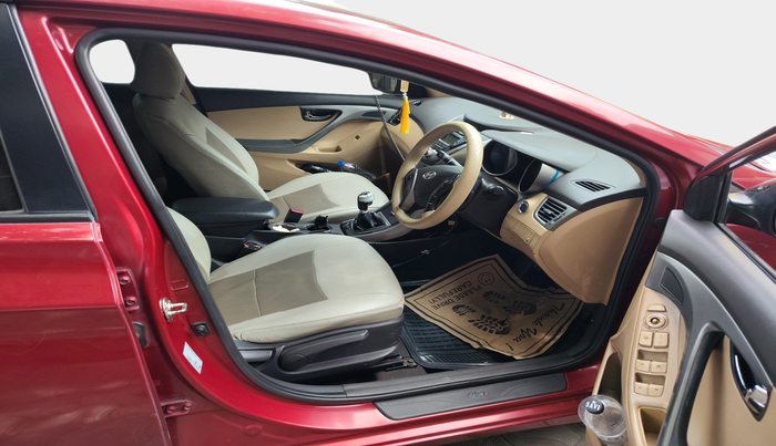 2013 Hyundai New Elantra 1.6 S MT DIESEL, Diesel, Manual, 1,69,122 km, interior