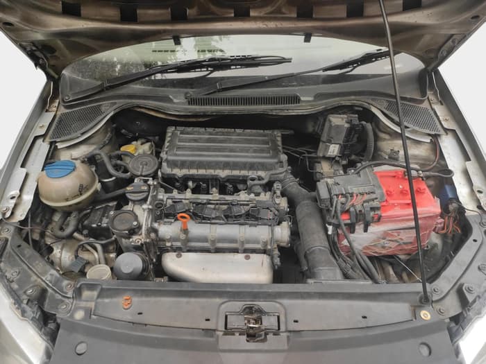2011 Volkswagen Vento HIGHLINE 1.6 MPI, Petrol, Manual, 1,70,536 km, exterior