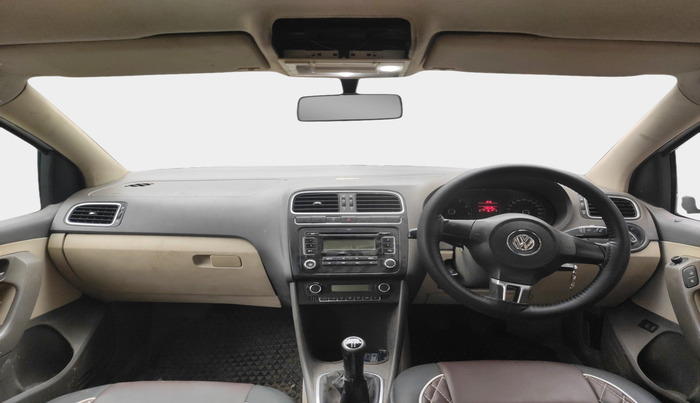 2011 Volkswagen Vento HIGHLINE 1.6 MPI, Petrol, Manual, 1,70,536 km, interior