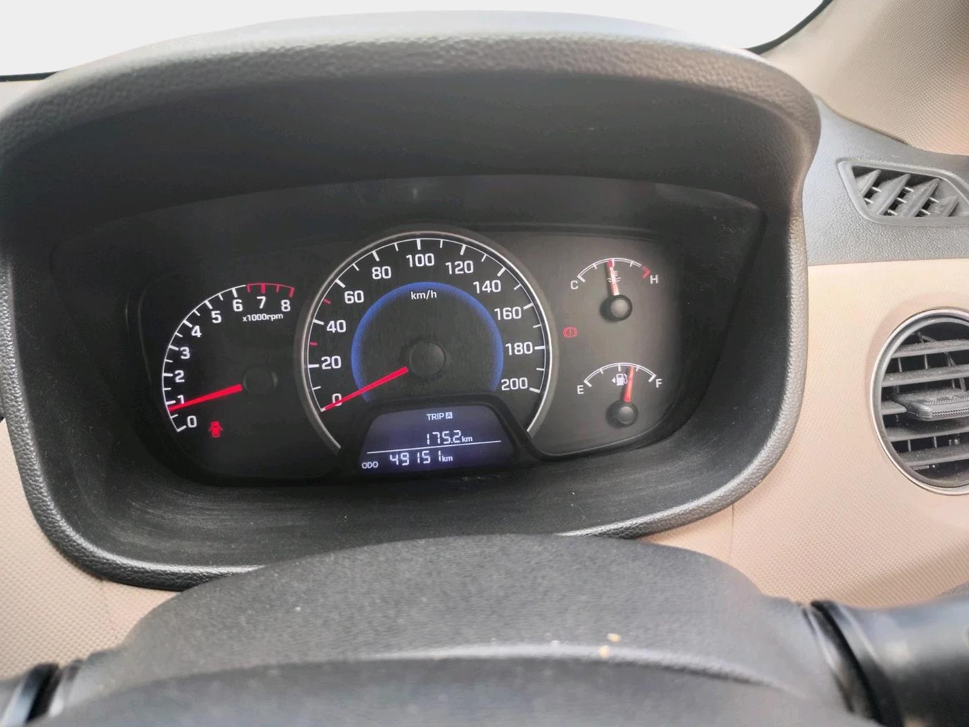 2015 Hyundai Grand i10 SPORTZ 1.2 KAPPA VTVT, Petrol, Manual, 49,151 km, interior