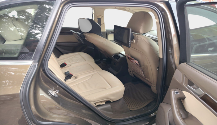 2013 Audi Q5 2.0 TDI QUATTRO, Diesel, Automatic, 80,638 km, interior