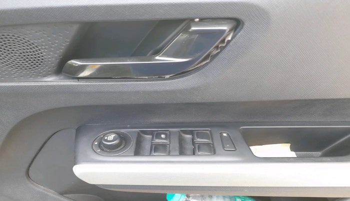 2022 Tata PUNCH ADVENTURE MT, Petrol, Manual, 30,524 km, interior