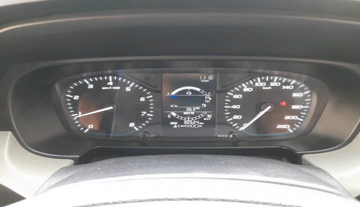 2022 Tata PUNCH ADVENTURE MT, Petrol, Manual, 30,524 km, interior