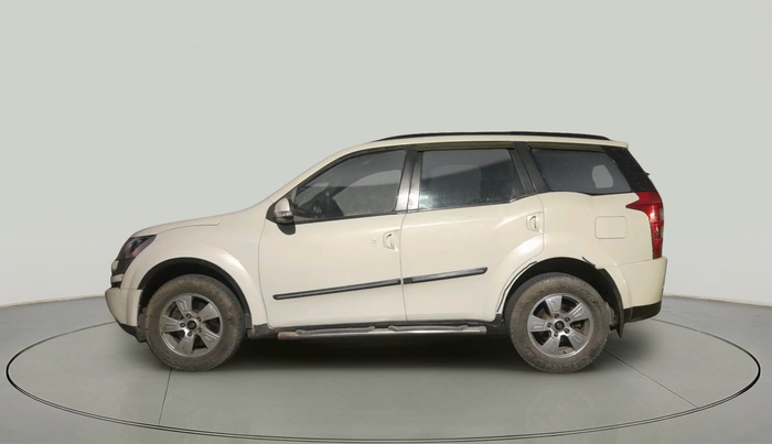 2013 Mahindra XUV500 W8, Diesel, Manual, 1,15,156 km, exterior