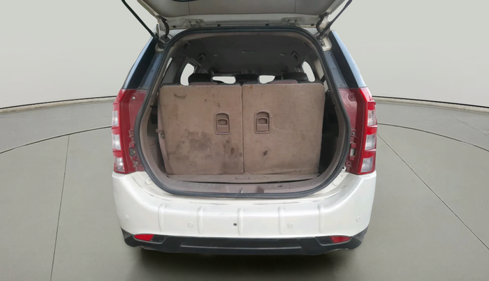 2013 Mahindra XUV500 W8, Diesel, Manual, 1,15,156 km, exterior