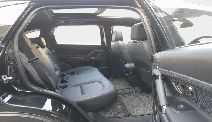 2022 Tata Harrier XZ PLUS 2.0L DARK EDITION, Diesel, Manual, 28,427 km, interior