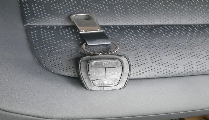 2022 Tata Harrier XZ PLUS 2.0L DARK EDITION, Diesel, Manual, 28,427 km, interior