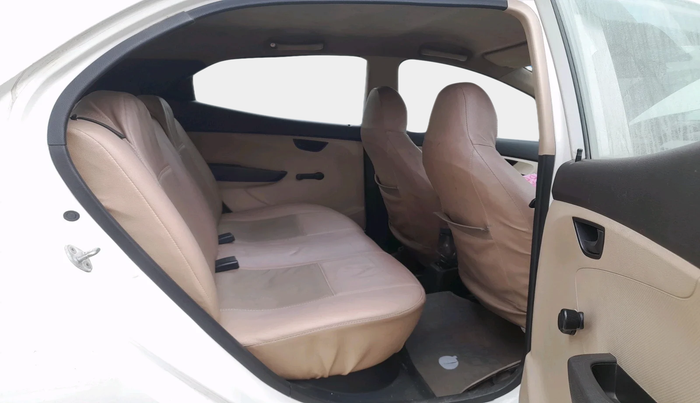 2014 Hyundai Eon ERA +, Petrol, Manual, 1,36,433 km, interior