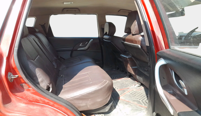2013 Mahindra XUV500 W8, Diesel, Manual, 96,253 km, interior
